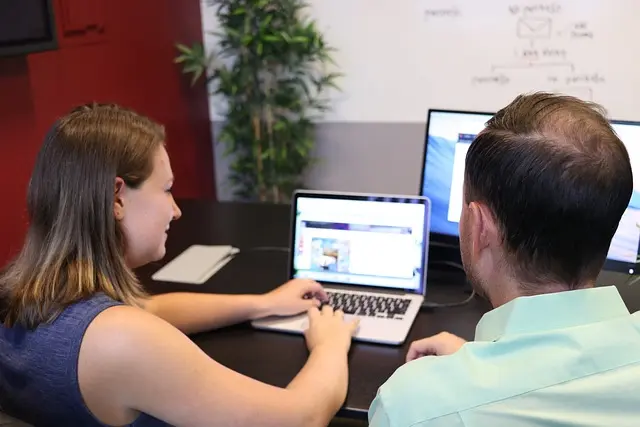 Narzędzia LinkedIn do generowania leadów