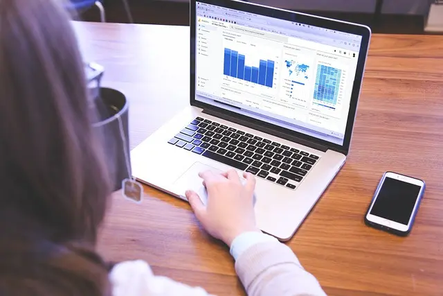 Optymalizacja obrazów i linkowanie SEO